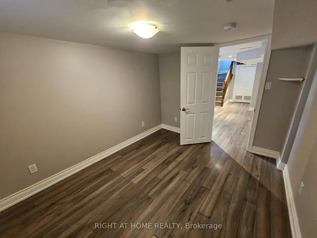 Additional image 25 of 6 Dunkirk Rd