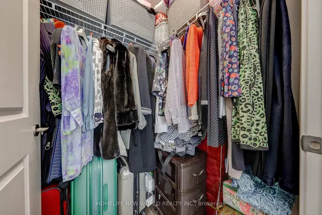 Additional image 33 of 543 Richmond St Unit 301