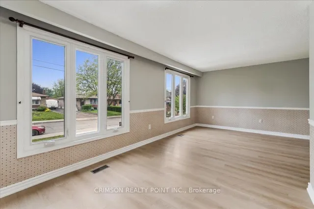 Additional image 9 of 361 Caledon Ave