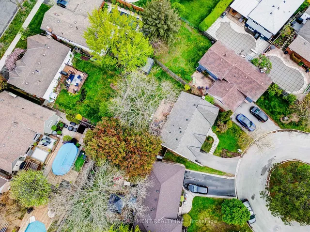 Additional image 45 of 5075 QUEENS Crt