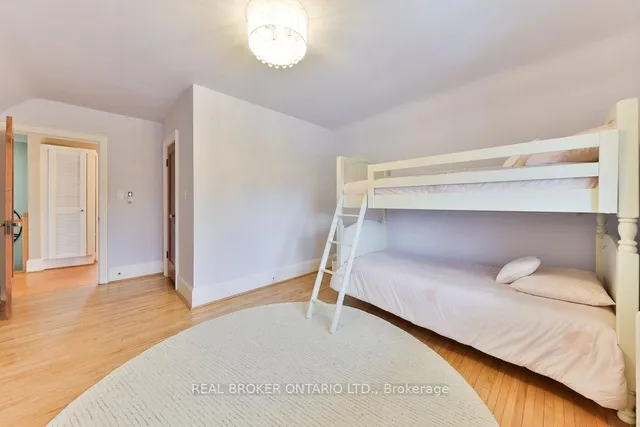 Additional image 22 of 542 Cumberland Ave