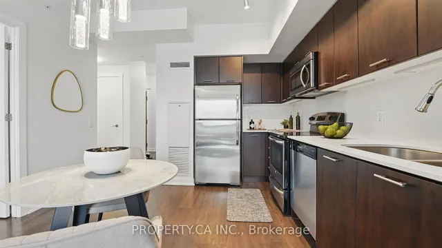 Additional image 12 of 2220 Lakeshore Blvd Unit 2006