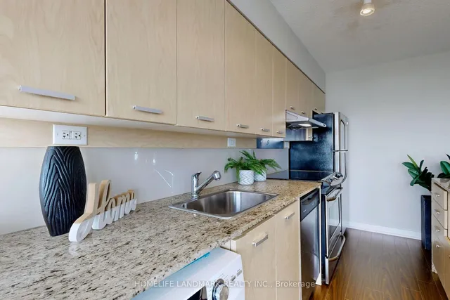 Additional image 15 of 15 Singer Crt Unit 1103