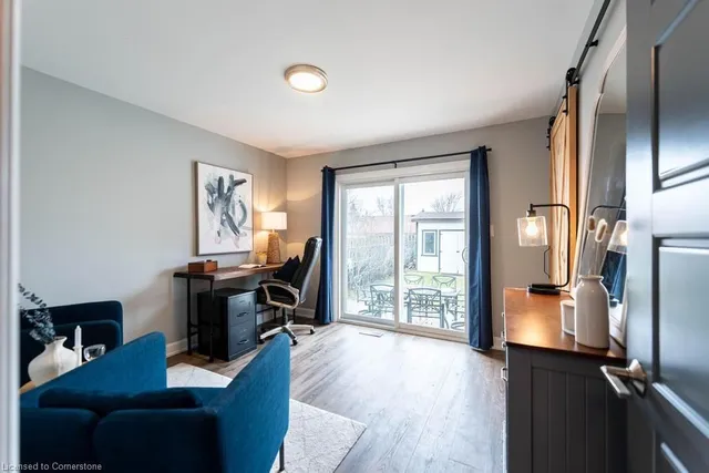 Additional image 7 of 14 Yorkdale Cres