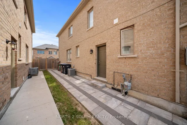 Additional image 33 of 22 Bernadino St