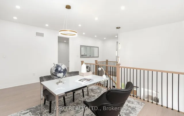 Additional image 22 of 1364 Aymond Cres