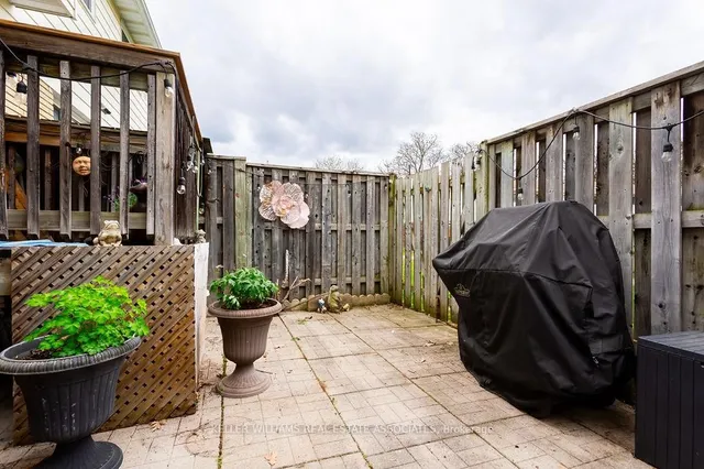 Additional image 37 of 2216 Upper Middle Rd Unit 3