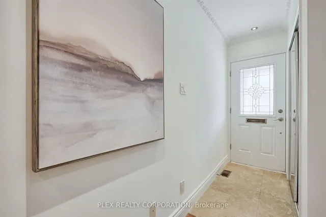 Additional image 15 of 192 Coxwell Ave