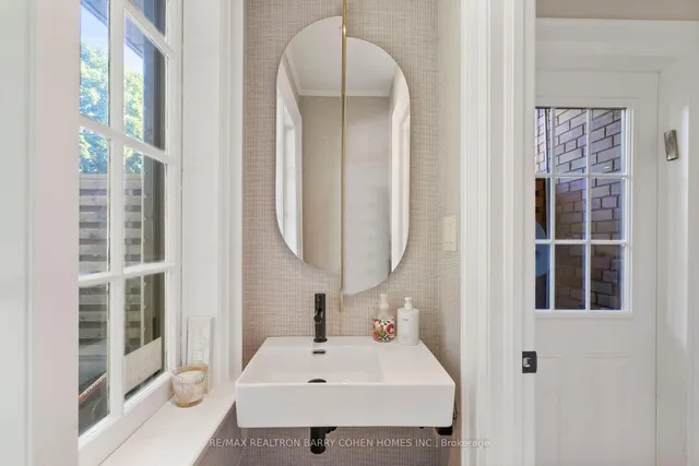 Additional image 16 of 522 Roselawn Ave