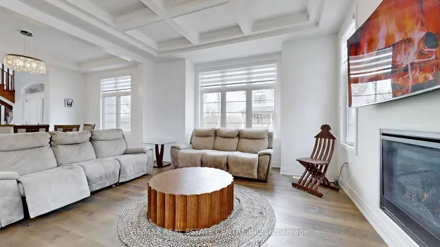 Additional image 7 of 1473 Varelas Passage