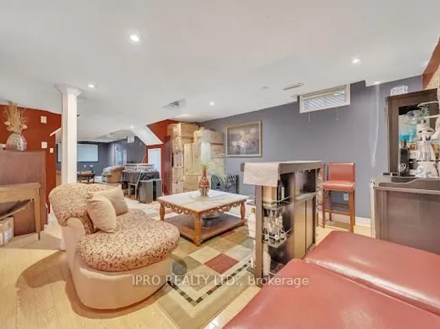 Additional image 32 of 21 Florence Dr