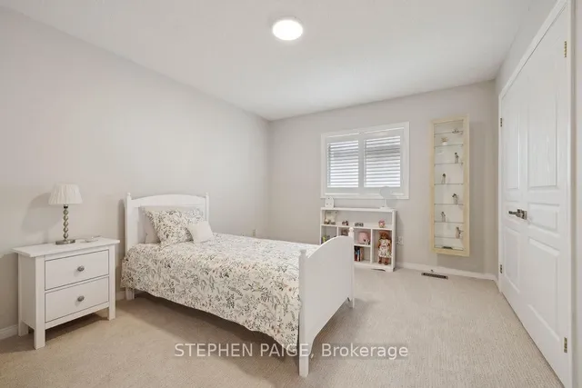 Additional image 23 of 12 Moorland Cres