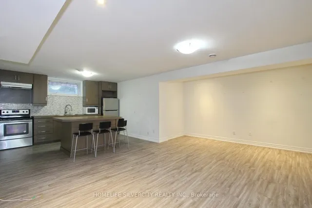 Additional image 42 of 4 Byng Ave