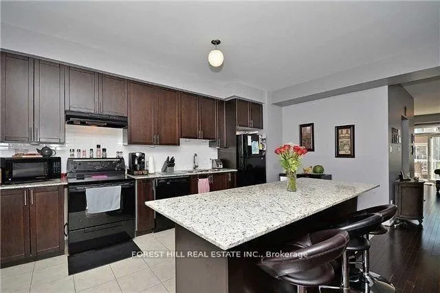 Additional image 6 of 1260 Main St