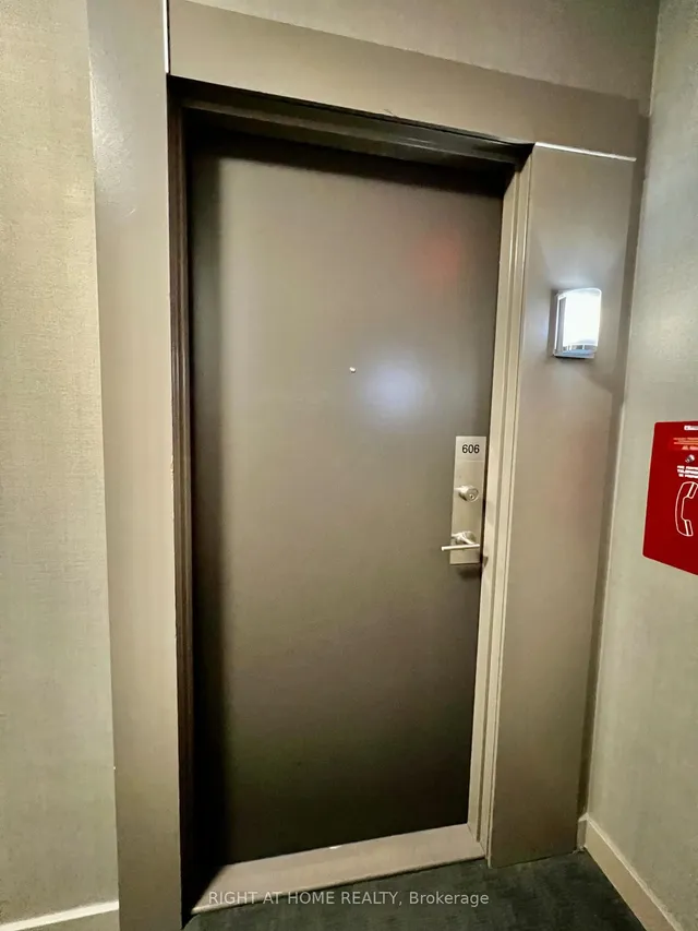 Additional image 31 of 90 Stadium Rd Unit 606