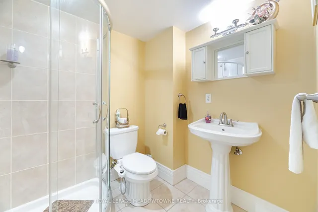 Additional image 44 of 915 Gaslight Way