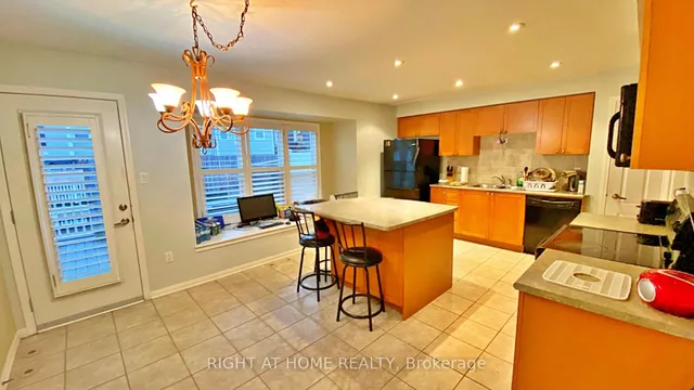 Additional image 9 of 664 Holly Ave