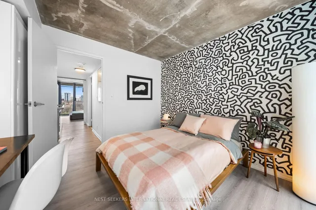 Additional image 16 of 388 Richmond St Unit 919