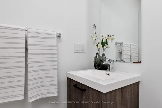 Additional image 32 of 385 Osler St Unit 610
