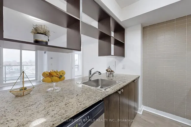 Additional image 12 of 151 Village Green Sq Unit 501