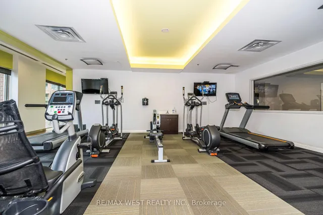 Additional image 29 of 100 Western Battery Rd Unit 1601