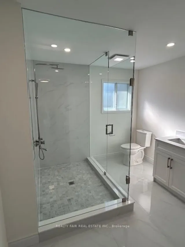 Additional image 21 of 7 Whitehorn Cres