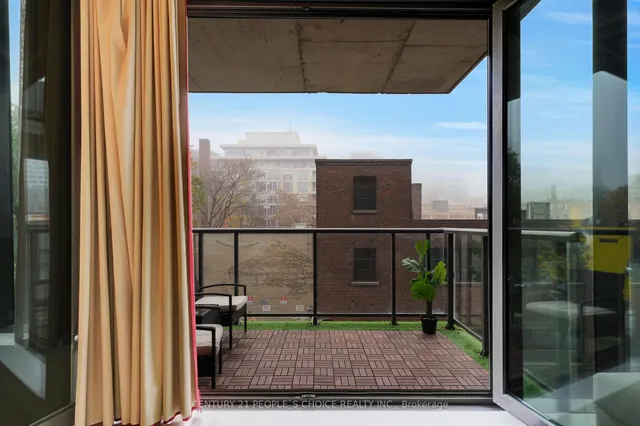 Additional image 12 of 560 King St Unit 305