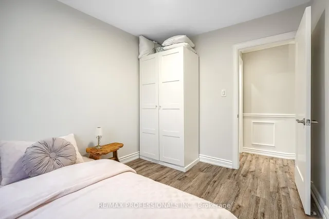 Additional image 26 of 623 Dupont St