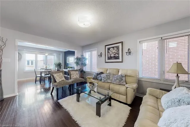 Additional image 4 of 125 Vanhorne Close