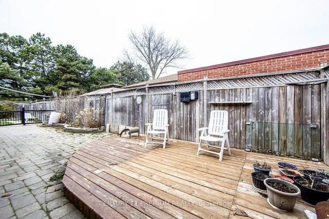 Additional image 43 of 70 Moraine Hill Dr