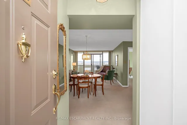 Additional image 3 of 5070 Pinedale Ave Unit 1109