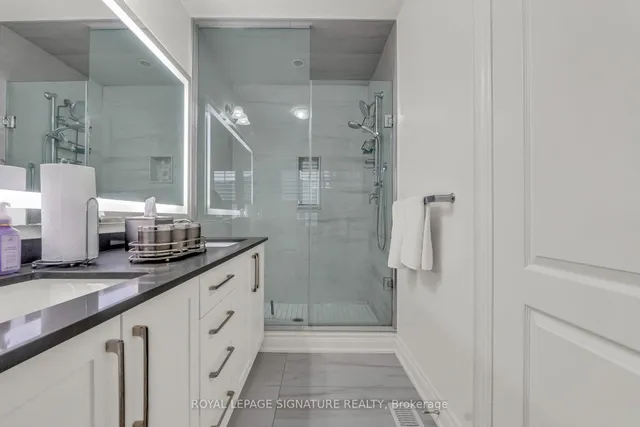 Additional image 29 of 8 Gruenwald Gate