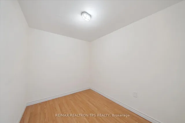 Additional image 29 of 14 Monmouth Crt