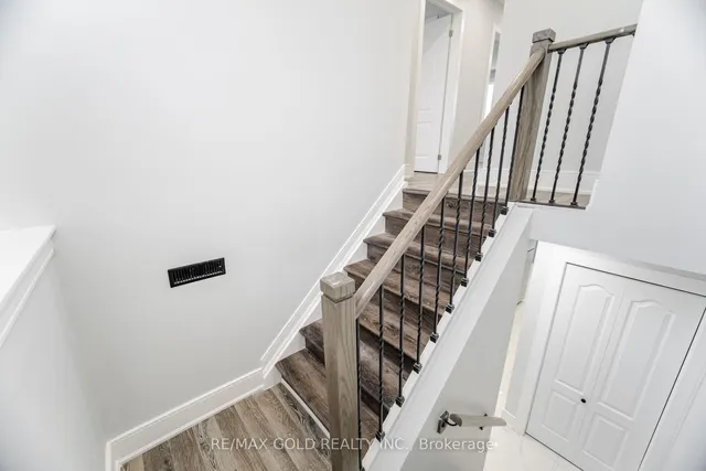 Additional image 15 of 7500 Goreway Dr Unit 62