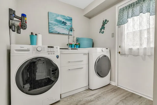 Additional image 9 of 2224 Vista Dr