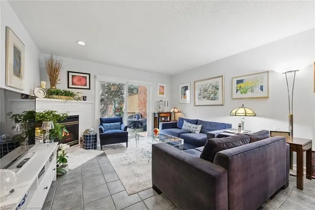 Additional image 16 of 810 Golf Links Rd Unit 31