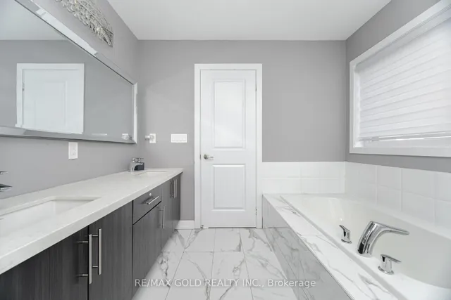 Additional image 26 of 49 Argelia Cres