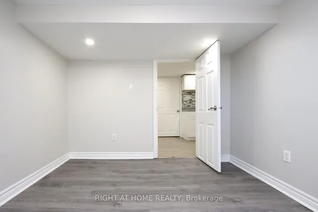 Additional image 29 of 240 East 22nd St