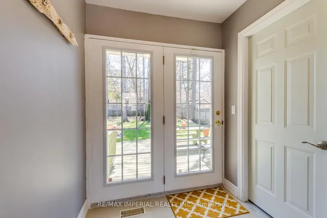 Additional image 20 of 2048 Devon Rd