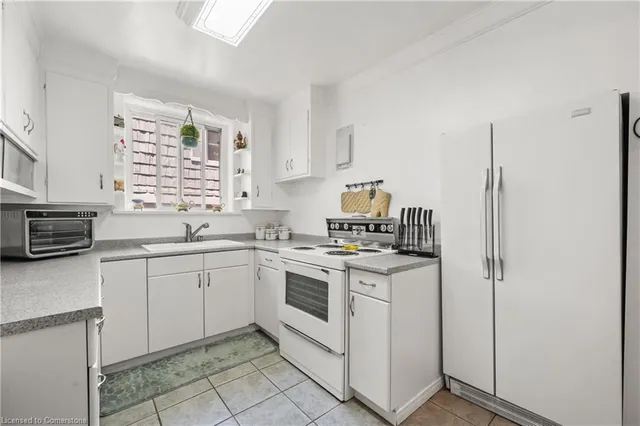 Additional image 16 of 265 Weber St Unit 6