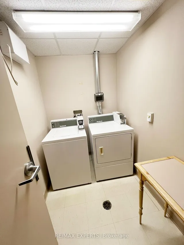 Additional image 23 of 345 Briarmeadow Dr Unit 404