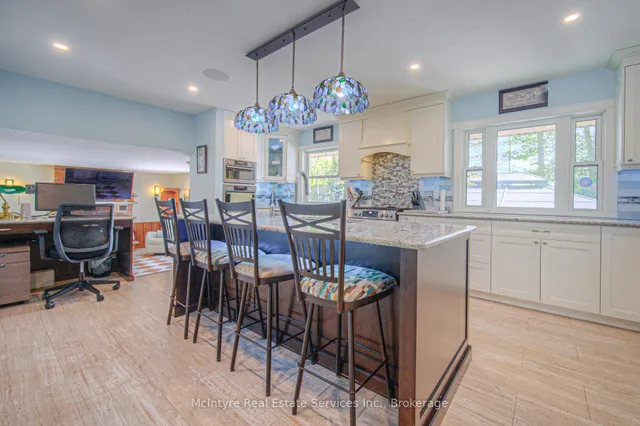 Additional image 12 of 215 Southwood Dr