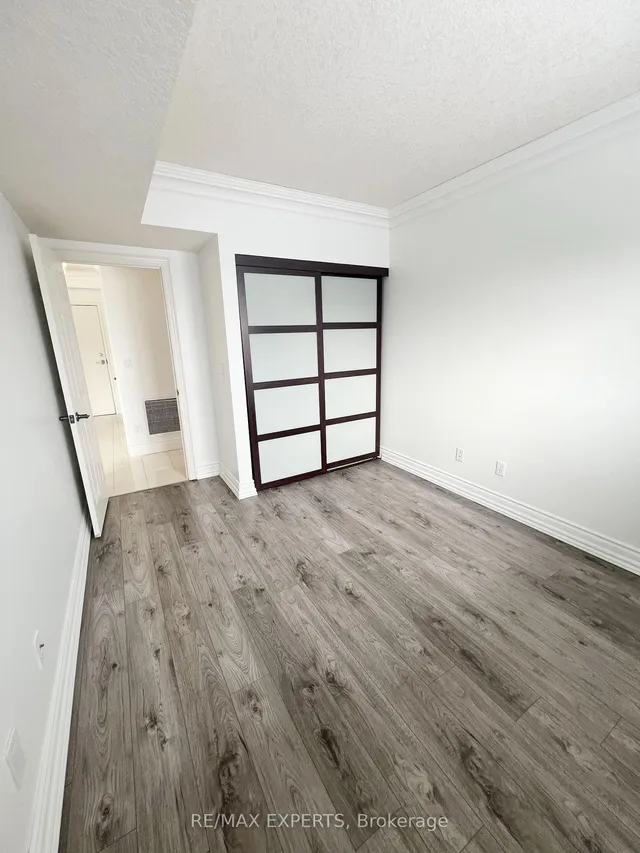 Additional image 19 of 345 Briarmeadow Dr Unit 404