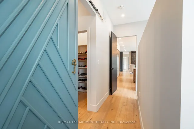 Additional image 24 of 46 Zellens Rd