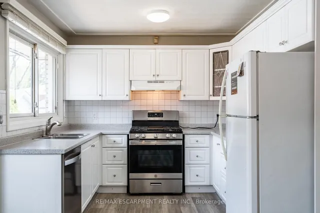 Additional image 12 of 3 TANAGER Ave