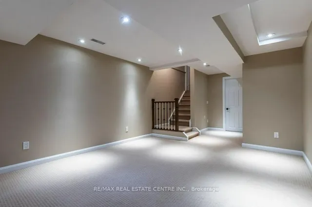 Additional image 43 of 46 Livingston Rd