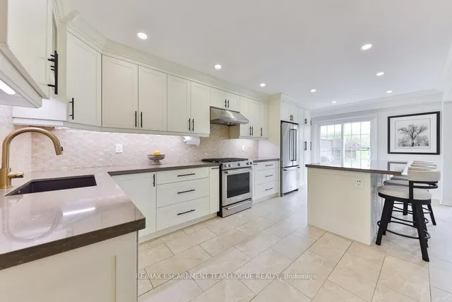 Additional image 14 of 2145 Country Club Dr Unit 13