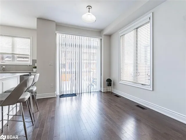 Additional image 21 of 6 Quinton Ridge Ridge