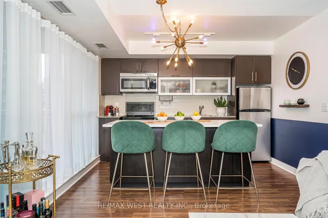 Additional image 18 of 100 Western Battery Rd Unit 1601