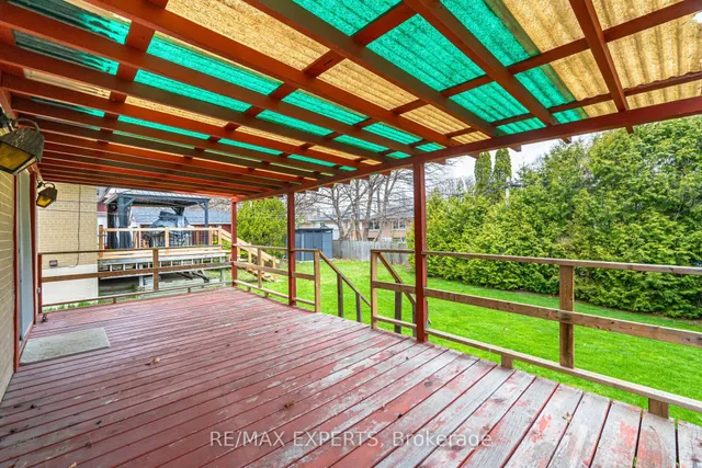 Additional image 34 of 61 Sharbot Ave